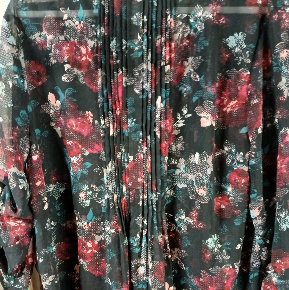 Floral Patterned Sheer Long Sleeve Tunic